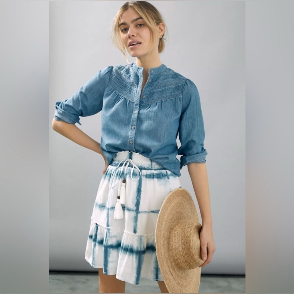 Anthropologie Pilcro Blue White Tie Dye Tiered Mini Skirt Smocked Tassel XS